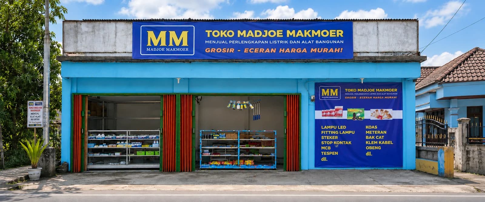 Tampak depan toko Madjoemakmoer